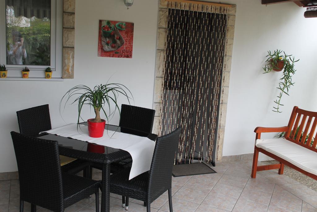 Apartment Kiara Sabunike 836 Privlaka (Zadar)